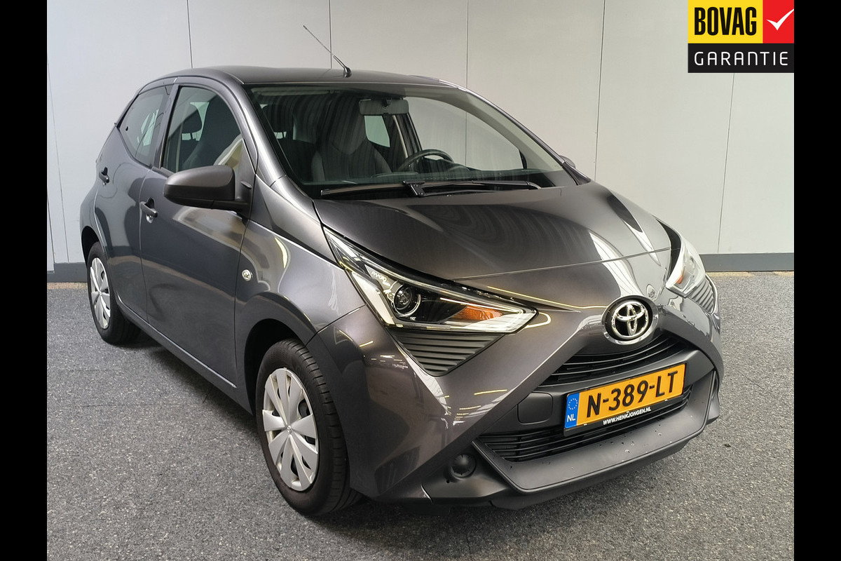 Toyota Aygo 1.0 VVT-i x-fun uit 2021 Rijklaar + 12 maanden Bovag-garantie Henk Jongen Auto's in Helmond,  al 50 jaar service zoals 't hoort!