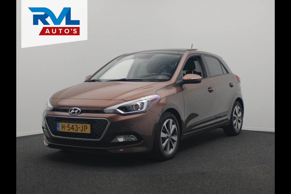 Hyundai i20 1.2 HP i-Motion Premium Pano/dak Navigatie Stoelverwarming