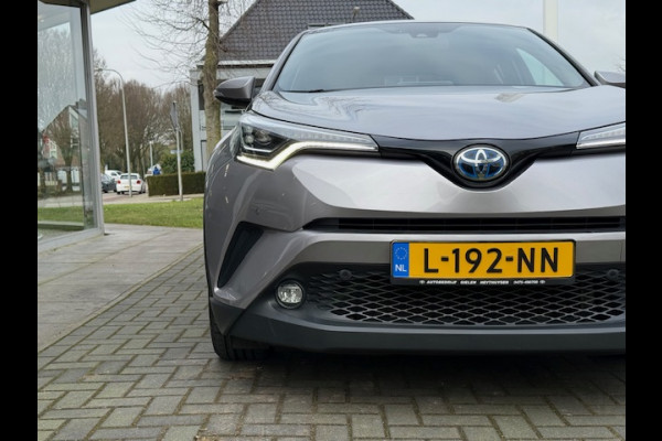 Toyota C-HR 1.8 Hybrid Style | Dodehoekherkenning, Parkeersensoren, Navigatie, Stoel + Stuurverwarming, Keyless, 18 inch