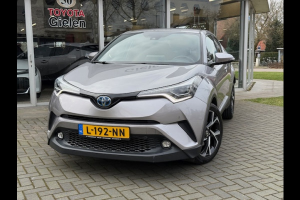 Toyota C-HR 1.8 Hybrid Style | Dodehoekherkenning, Parkeersensoren, Navigatie, Stoel + Stuurverwarming, Keyless, 18 inch