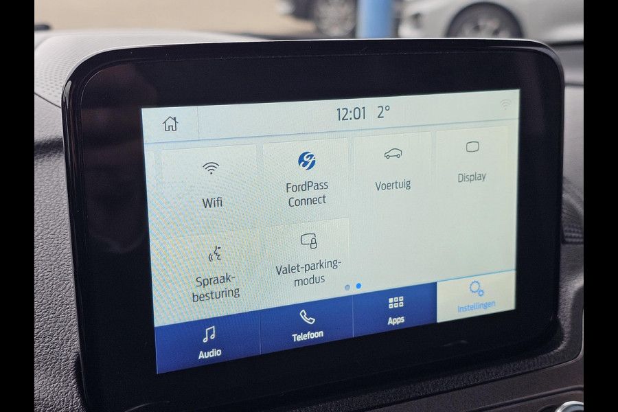 Ford Transit Connect 1.5 EcoBlue L1 Trend | 100pk Automaat | Scherm met Carplay/Android Auto | Trekhaak | Achteruitrijcamera | Ruiten achter + wis/was