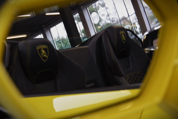 Lamborghini Huracan Spyder 5.2 V10 LP580-2 *Giallo Tenerife* Navi|Dealer onderhouden!!|BTW|Lift