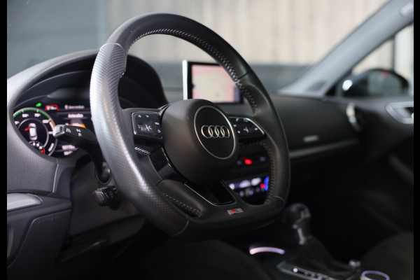 Audi A3 Sportback 40 e-tron Advance Sport / Aut / Navi / Ecc / Elek Stoelen / S Line Int / Digital Cockpit / Led / Pdc /