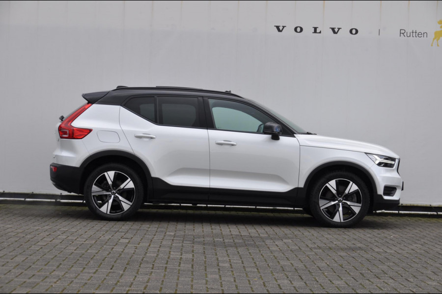 Volvo XC40 T4 211PK Automaat Recharge R-Design Cruise control / Apple carplay / Android auto / Keyless entry / Elektrische achterklep / Panoramadak / Achteruitrij camera / Parkeersensoren / Lane assist /