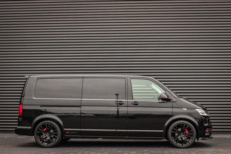 Volkswagen Transporter 2.0 TDI L2H1 150PK FULL BLACK / JB- EDITION / LEDEREN BEKLEDING / VERLAGINGSVEREN / APPLE CARPLAY / SPOILER