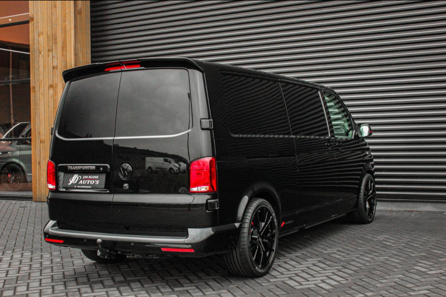 Volkswagen Transporter 2.0 TDI L2H1 150PK FULL BLACK / JB- EDITION / LEDEREN BEKLEDING / VERLAGINGSVEREN / APPLE CARPLAY / SPOILER