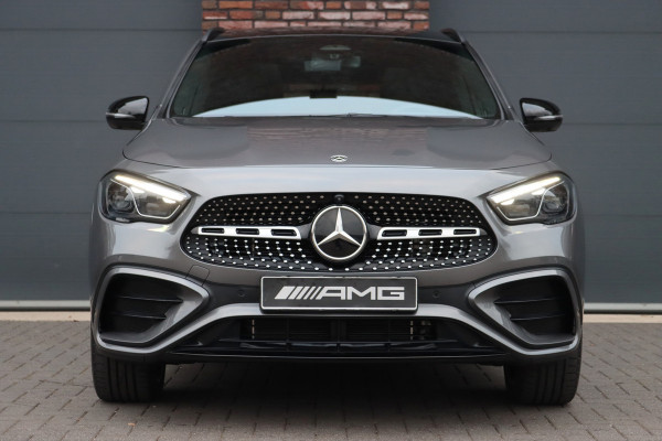 Mercedes-Benz GLA 250 e Premium+ AMG Line Aut8 | Facelift | Panoramadak | Distronic | Memory | Burmester | Keyless Go | Multibeam LED | Verwarmd Stuurwiel | Augmented Reality | Zitcomfortpakket |