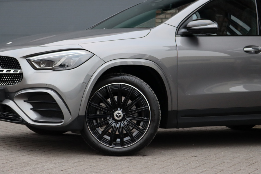 Mercedes-Benz GLA 250 e Premium+ AMG Line Aut8 | Facelift | Panoramadak | Distronic | Memory | Burmester | Keyless Go | Multibeam LED | Verwarmd Stuurwiel | Augmented Reality | Zitcomfortpakket |