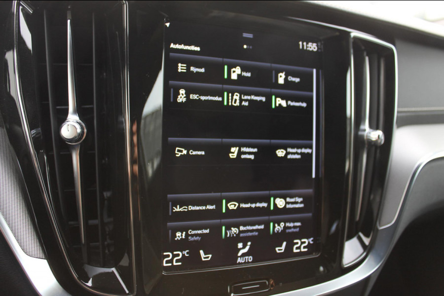 Volvo V60 T6 Plug-in hybrid 350PK Automaat AWD Ultimate Dark Panoramisch schuif-kanteldak / 360graden zichtcamera / Semi elektrisch wegklapbare trekhaak / Head-Up display /  Apple Carplay