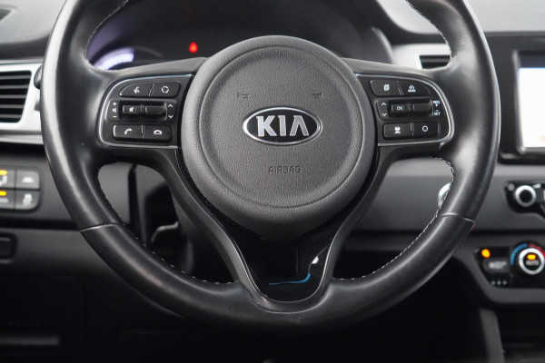 Kia e-Niro ExecutiveLine 64 kWh / Incl. BTW / Leder / Stoelverw. & Koeling / Camera / Carplay / JBL Audio