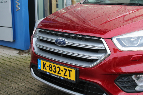 Ford Kuga 1.5 EcoBoost Titanium | Trekhaak 2000KG | Cruise Control | Stoel + Stuurverwarming | Navigatie | Parkeersensoren | Climate Control |