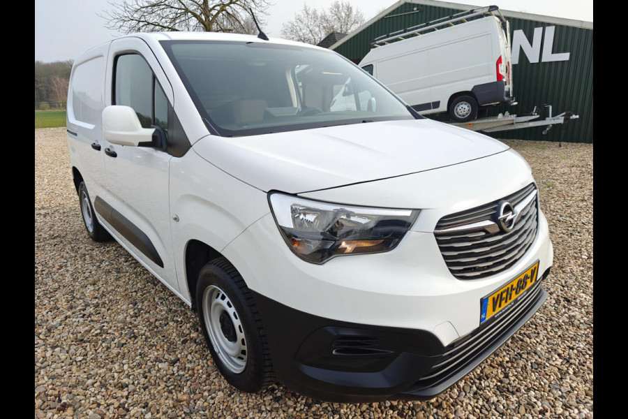 Opel Combo 1.5D L1H1 Edition , Euro 6 , 1e Eig. Airo , navi , apk 12-2025 , Nette bus