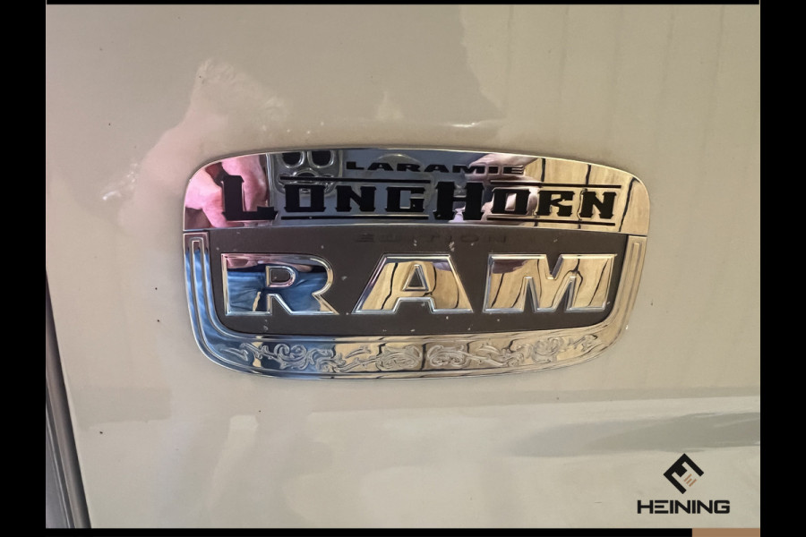 Dodge Ram 1500 5.7 V8 4x4 Crew Cab 5'7 Longhorn Pearl White