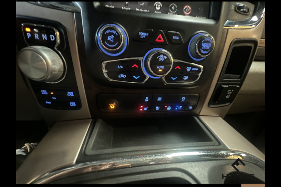 Dodge Ram 1500 5.7 V8 4x4 Crew Cab 5'7 Longhorn Pearl White