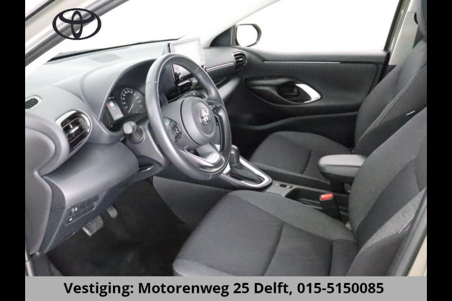 Toyota Yaris 1.5 HYBRID BI-TONE AUT. GARANTIE TOT 4-2033 Toyota Yaris 1.5 HYBRID BI-TONE AUT.  GARANTIE TOT 2033 .CRUISE.CLIMATE.CARPLAY NAVIGATIE