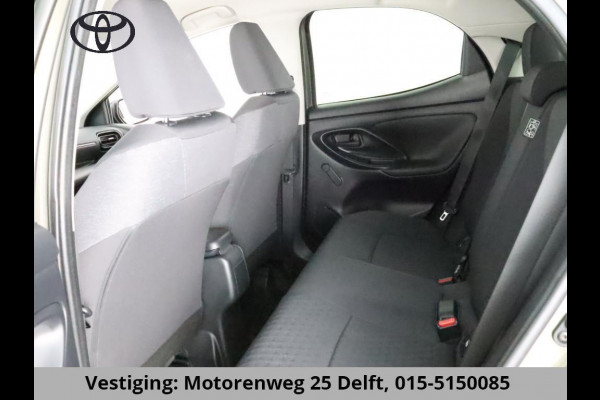 Toyota Yaris 1.5 HYBRID BI-TONE AUT. GARANTIE TOT 4-2033 Toyota Yaris 1.5 HYBRID BI-TONE AUT.  GARANTIE TOT 2033 .CRUISE.CLIMATE.CARPLAY NAVIGATIE