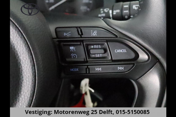 Toyota Yaris 1.5 HYBRID BI-TONE AUT. GARANTIE TOT 4-2033 Toyota Yaris 1.5 HYBRID BI-TONE AUT.  GARANTIE TOT 2033 .CRUISE.CLIMATE.CARPLAY NAVIGATIE