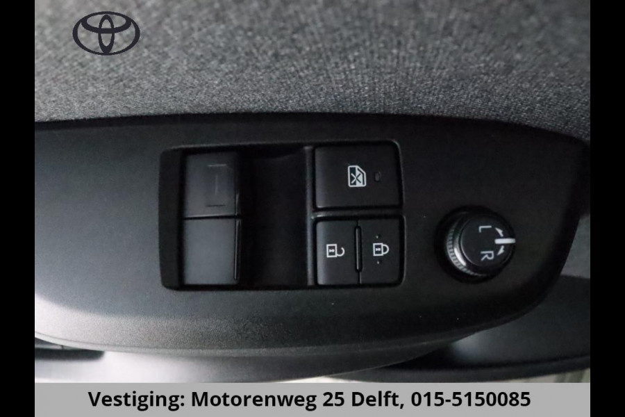 Toyota Yaris 1.5 HYBRID BI-TONE AUT. GARANTIE TOT 4-2033 Toyota Yaris 1.5 HYBRID BI-TONE AUT.  GARANTIE TOT 2033 .CRUISE.CLIMATE.CARPLAY NAVIGATIE