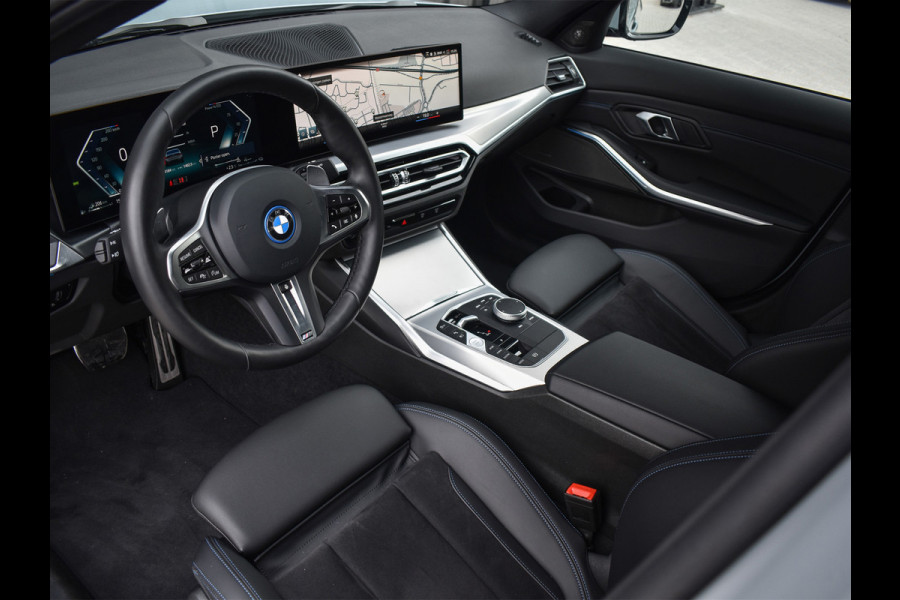 BMW 3-serie 330e xDrive M-SPORT | ELEKTR. VERST. STOELEN | ACTIVE CRUISE CONTROL | HARMAN KARDON | AMBIENT VERLICHTING | ELEKTR. TREKHAAK