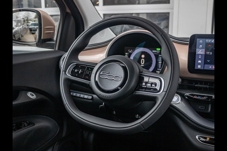 Fiat 500E 3+1 42 kWh | Clima | Cruise | Keyless | Camera| Apple Carplay | Stoelverwarming | BSM | Pack Style