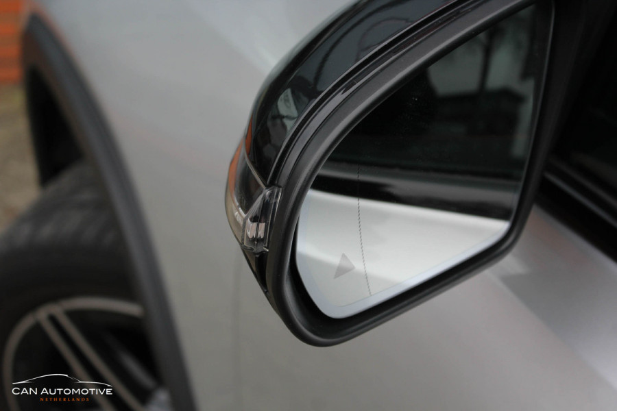 Mercedes-Benz GLB 200 AMG Line Night 360 Camera Sfeer