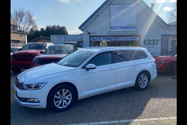 Volkswagen Passat Variant 1.6 TDI AUT/CRUISE/NAV/SPORTSEATS/XENON/PDC