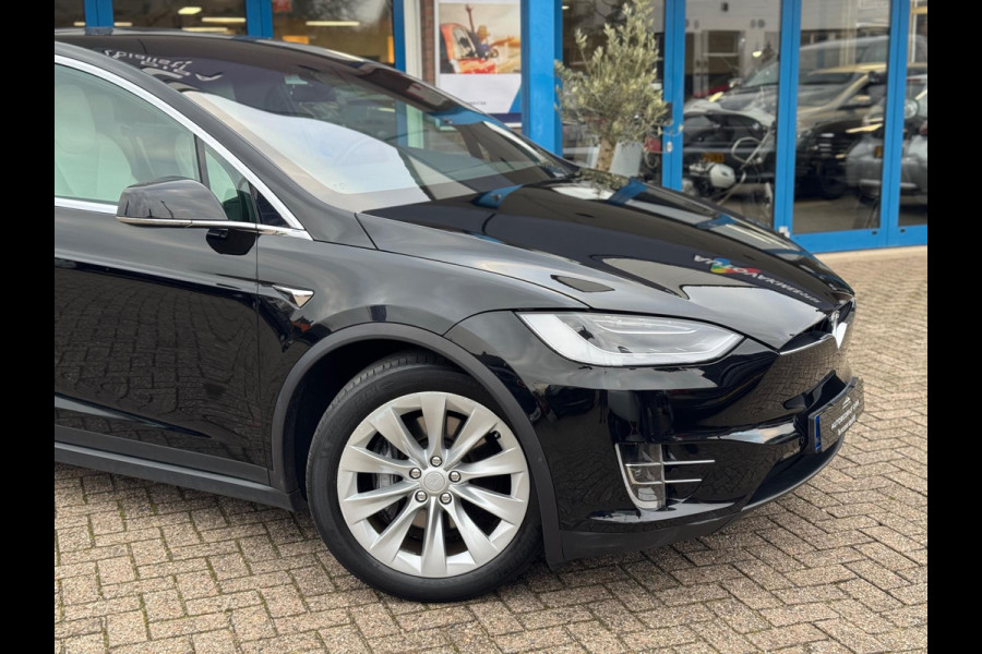 Tesla Model X 75D Base 7p. 2018 Zwart AUT NAP BTW 1e Eig!