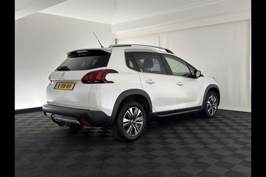 Peugeot 2008 1.2 PureTech Allure Aut. *NAVI-FULLMAP | 1/2-LEATHER | SPORT-SEATS | ECC | PDC | CRUISE | TOWBAR |  16''ALU *