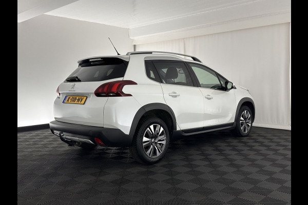 Peugeot 2008 1.2 PureTech Allure Aut. *NAVI-FULLMAP | 1/2-LEATHER | SPORT-SEATS | ECC | PDC | CRUISE | TOWBAR |  16''ALU *