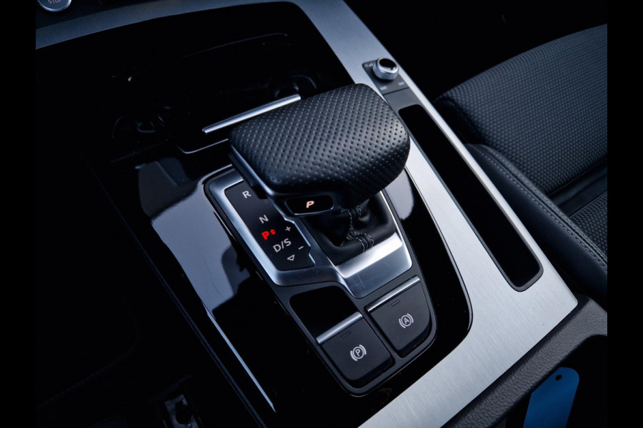Audi Q5 50 TFSI e S-Line Facelift/ACC /Virtual /Carplay