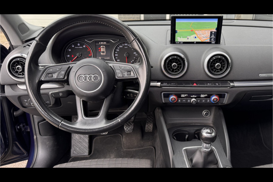 Audi A3 Limousine 1.4 TFSI CoD Sport S Line Edition Pano | Navi | Sportstoelen