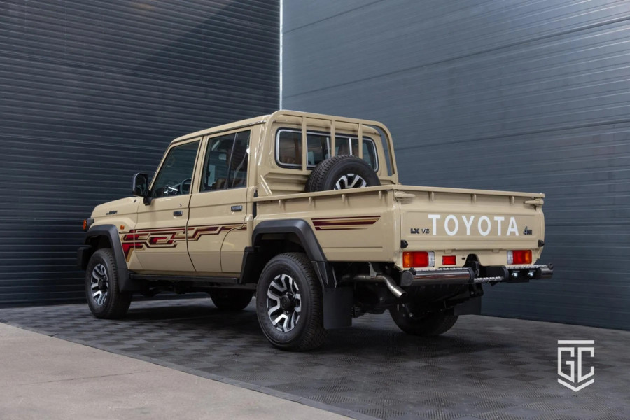 Toyota Land Cruiser GRJ79 Double Cab LX-Z A/T