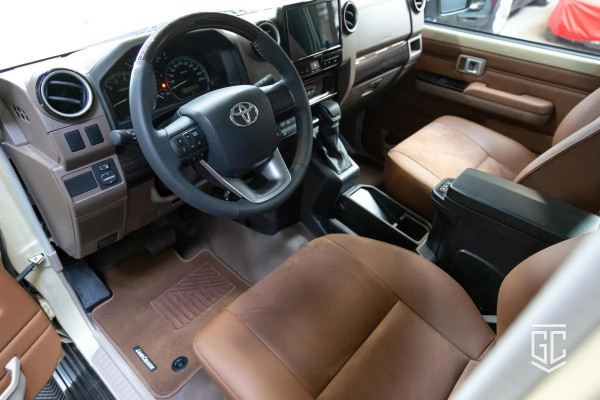 Toyota Land Cruiser GRJ79 Double Cab LX-Z A/T