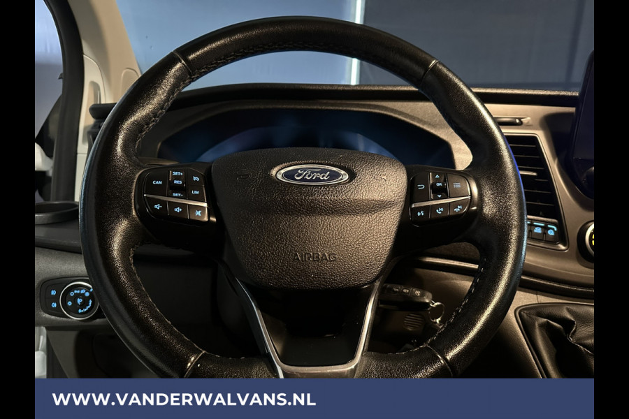 Ford Transit Custom 2.0 TDCI L2H1 Euro6 Airco | Camera | Navigatie | LED | Apple Carplay | Cruisecontrol Parkeersensoren, Verwarmde voorruit, Stoelverwarming, Bijrijdersbank, 2800kg trekvermogen