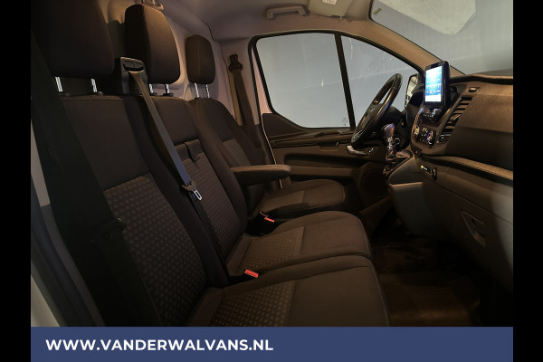 Ford Transit Custom 2.0 TDCI L2H1 Euro6 Airco | Camera | Navigatie | LED | Apple Carplay | Cruisecontrol Parkeersensoren, Verwarmde voorruit, Stoelverwarming, Bijrijdersbank, 2800kg trekvermogen