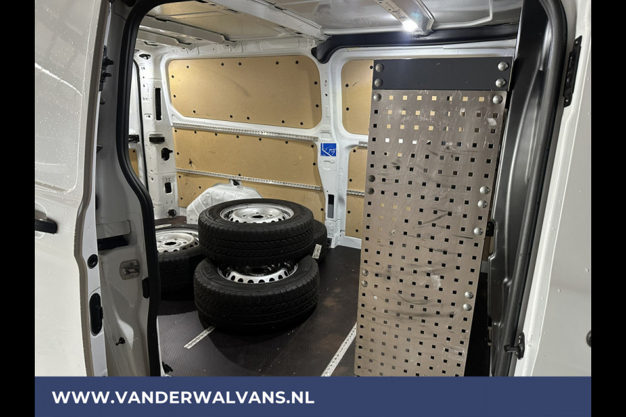 Ford Transit Custom 2.0 TDCI L2H1 Euro6 Airco | Camera | Navigatie | LED | Apple Carplay | Cruisecontrol Parkeersensoren, Verwarmde voorruit, Stoelverwarming, Bijrijdersbank, 2800kg trekvermogen