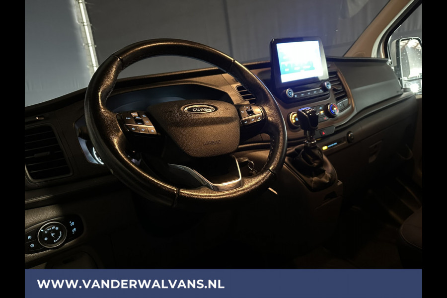 Ford Transit Custom 2.0 TDCI L2H1 Euro6 Airco | Camera | Navigatie | LED | Apple Carplay | Cruisecontrol Parkeersensoren, Verwarmde voorruit, Stoelverwarming, Bijrijdersbank, 2800kg trekvermogen