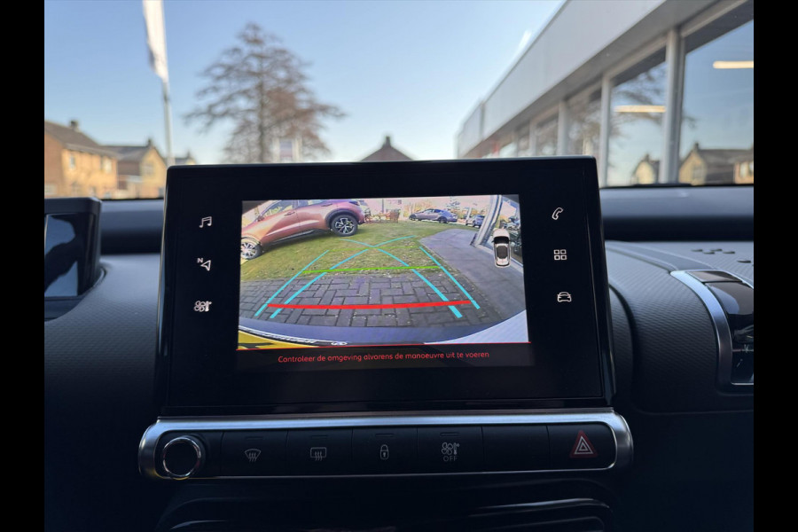 Citroën C4 Cactus 1.2 PureTech Shine | Navigatie, Parkeercamera, Cruise control, Apple CarPlay/Android auto, 16 inch