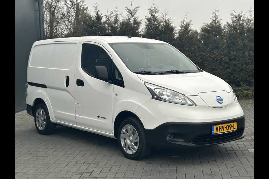 Nissan E-NV200 40 kWh / FULL ELECTRIC / 17.199 KM !! / 2x LAADKABEL / AUTOMAAT / AIRCO / CRUISE / CAMERA / NAVI