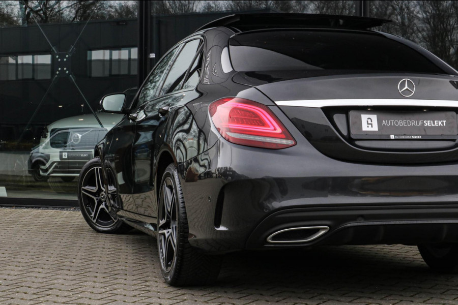 Mercedes-Benz C-Klasse 180 AMG - PANO - CAMERA - CARPLAY - VOL!!