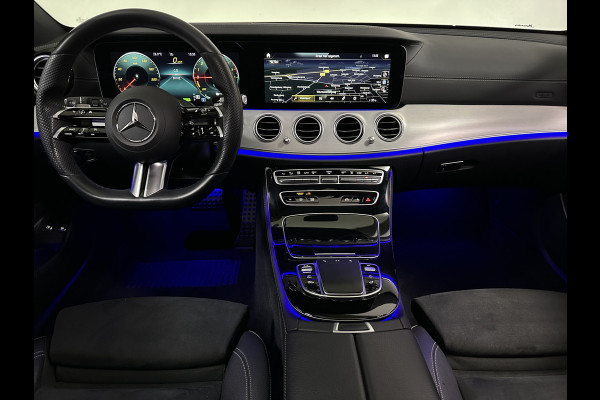 Mercedes-Benz E-Klasse Estate 300 e AMG Plug In Hybrid PHEV | Schuifdak | Trekhaak af Fabriek | Widescreen Navi | Multibeam LED | Apple Carplay | Camera | Alcantara Sportstoelen Verwarmd  |