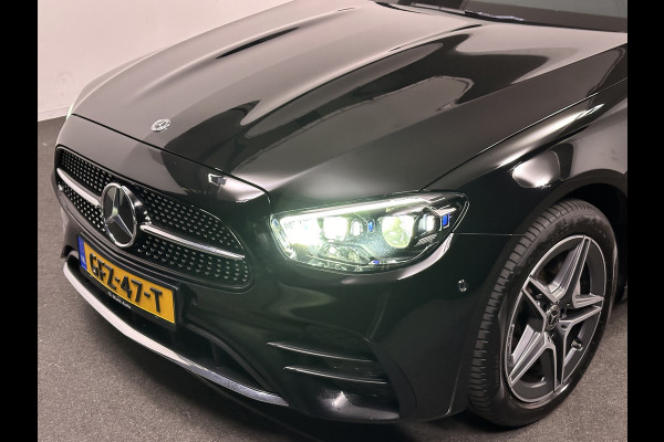 Mercedes-Benz E-Klasse Estate 300 e AMG Plug In Hybrid PHEV | Schuifdak | Trekhaak af Fabriek | Widescreen Navi | Multibeam LED | Apple Carplay | Camera | Alcantara Sportstoelen Verwarmd  |