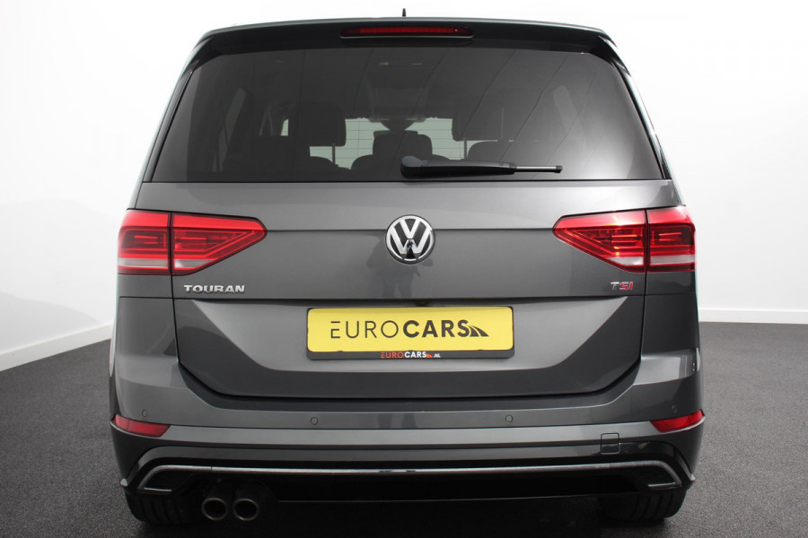 Volkswagen Touran 1.4 TSI 150 pk DSG R-Line 7 Persoons | Navigatie | Apple Carplay/Android Auto | Camera | Parkeersensoren | Adaptive Cruise Control | Ledverlichting | Getinte ramen | Stoelverwarming | Grootlichtassistent