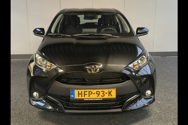 Toyota Yaris 1.5 Hybrid 115 Active uit 2024 Rijklaar + Fabrieksgarantie tot 2029  Henk Jongen Auto's in Helmond,  al 50 jaar service zoals 't hoort!