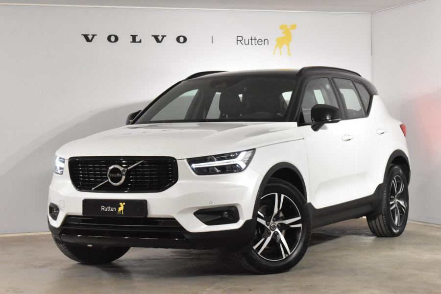 Volvo XC40 T4 190PK Automaat R-Design / Verwarmbare stoelen / Donker getint glas / Park assist voor en achter / Camera achter / Trekhaak