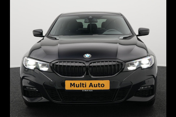 BMW 3-serie 330e M Sport Shadow Plug in Hybrid PHEV | Camera | LED | Elektrische Stoelen Memory | Carplay | Sfeerverlichting | 19'' L.M. |