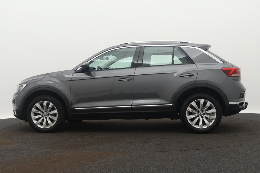 Volkswagen T-Roc 1.5 TSI Sport Automaat (DIGITALE COCKPIT, ADAPTIVE CRUISE, CARPLAY, NAVIGATIE, PDC, TREKHAAK, 1e EIGENAAR)