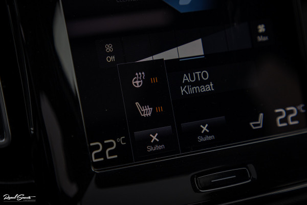 Volvo XC40 1.5 T5 Recharge R-Design | Panorama dak | Zwenkbare trekhaak | Apple carplay |