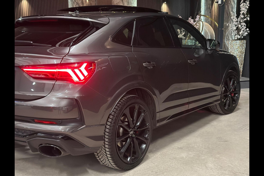 Audi Q3 Sportback TFSI RSQ3|PANO|FULL OPTION!