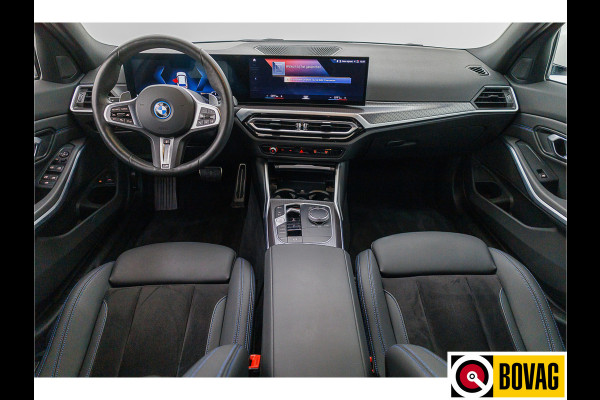 BMW 3 Serie Touring 330e Touring M-sport LCI 292 PK | Camera | Adap. Cruise | Active guard plus Led, Navi, App. connect, Elec. klep, Stoel- en Stuurverwarming, nw. model!